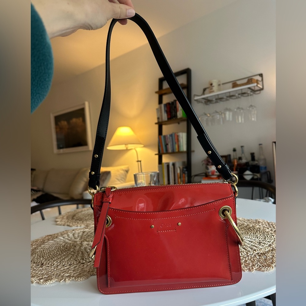 Chloè Roy Patent Leather Crossbody Bag - Picture 7 of 7